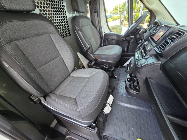 Used 2025 RAM ProMaster 2500 w/ Convenience Group FWD image 10