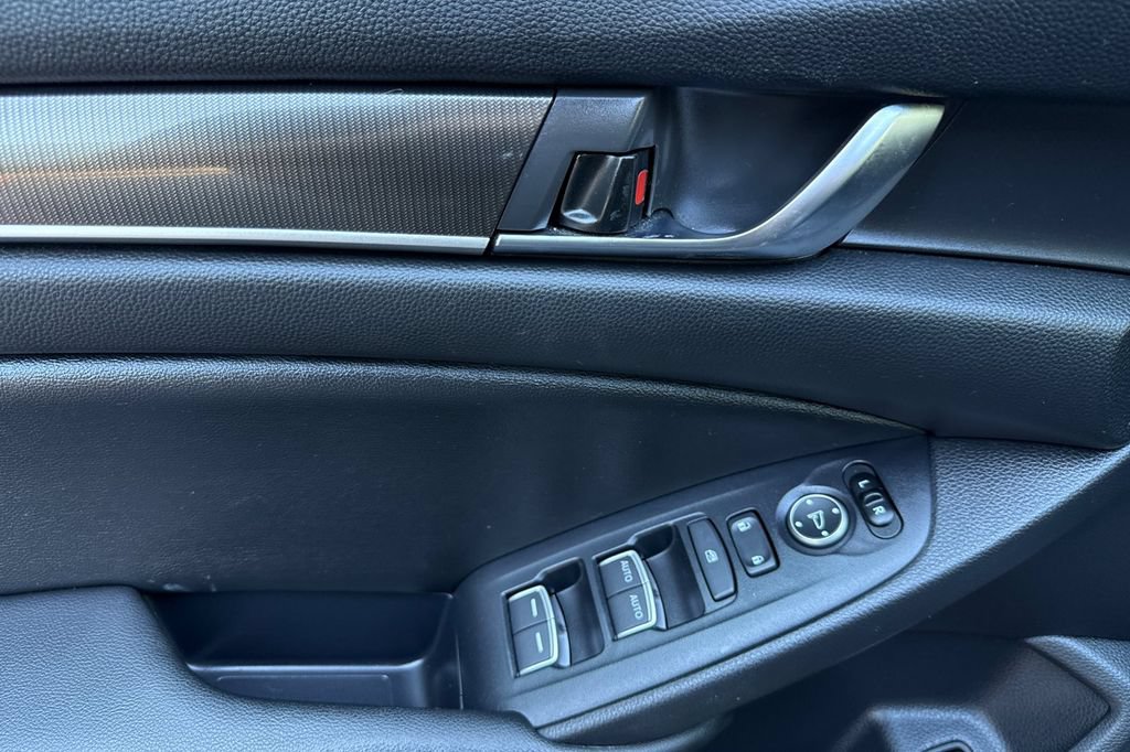 Certified 2019 Honda Accord Sport image 5