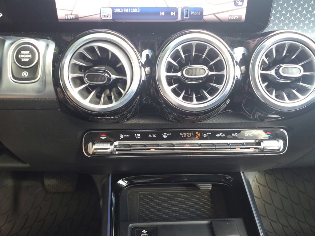 Certified 2024 Mercedes-Benz GLB 250 image 26