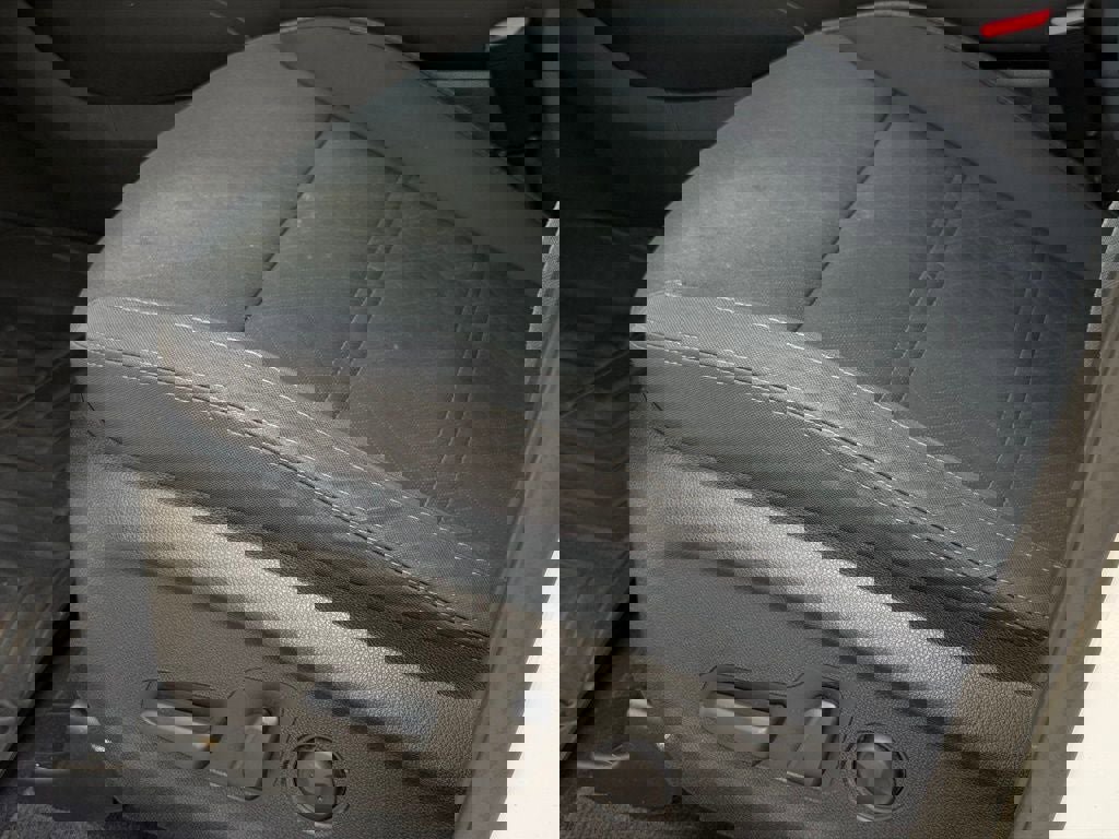 Used 2020 Kia Sorento LX w/ LX I4 Convenience Package image 23