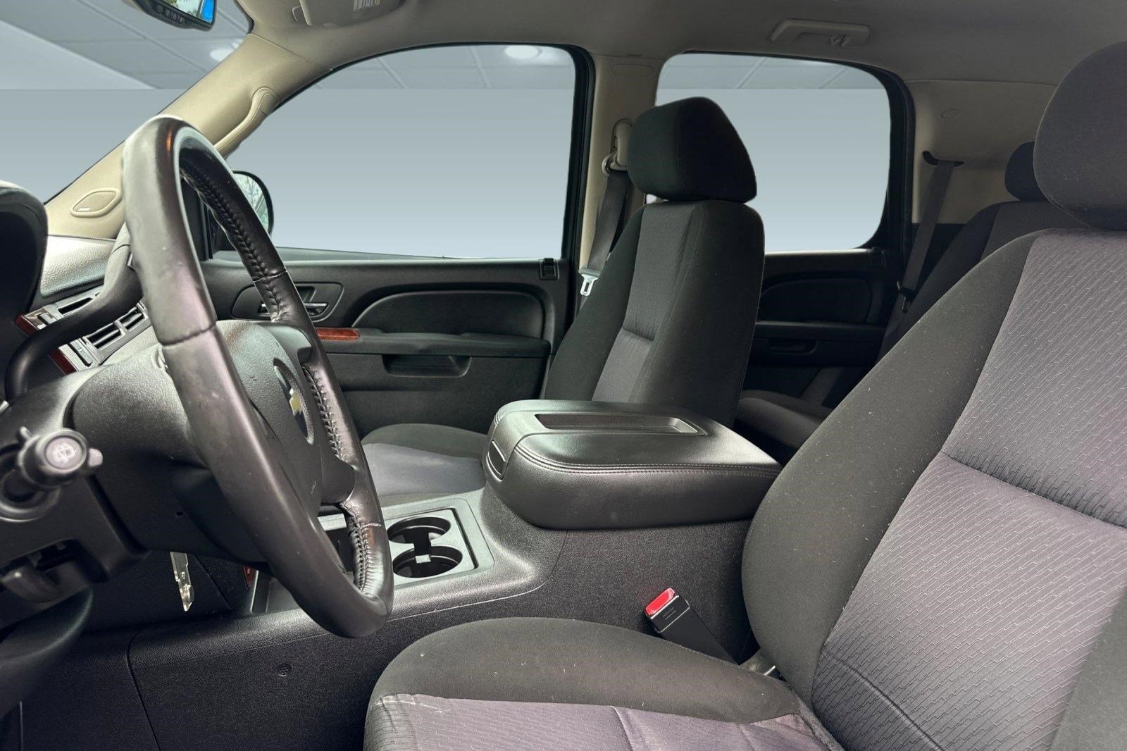 Used 2010 Chevrolet Tahoe LS w/ Regional Value Package RWD image 20