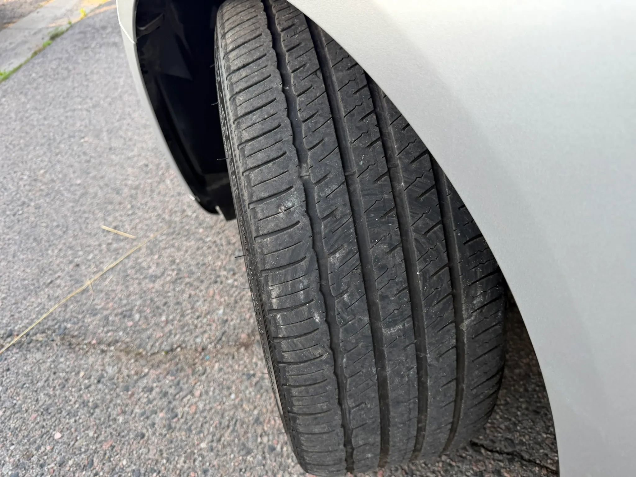 Used 2014 Ford Fusion SE w/ Equipment Group 202A image 12