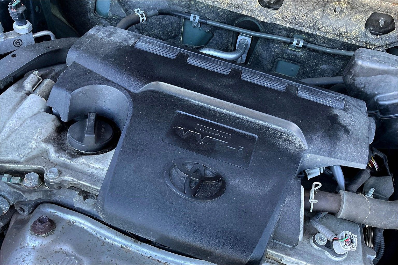 Used 2017 Toyota RAV4 XLE image 34
