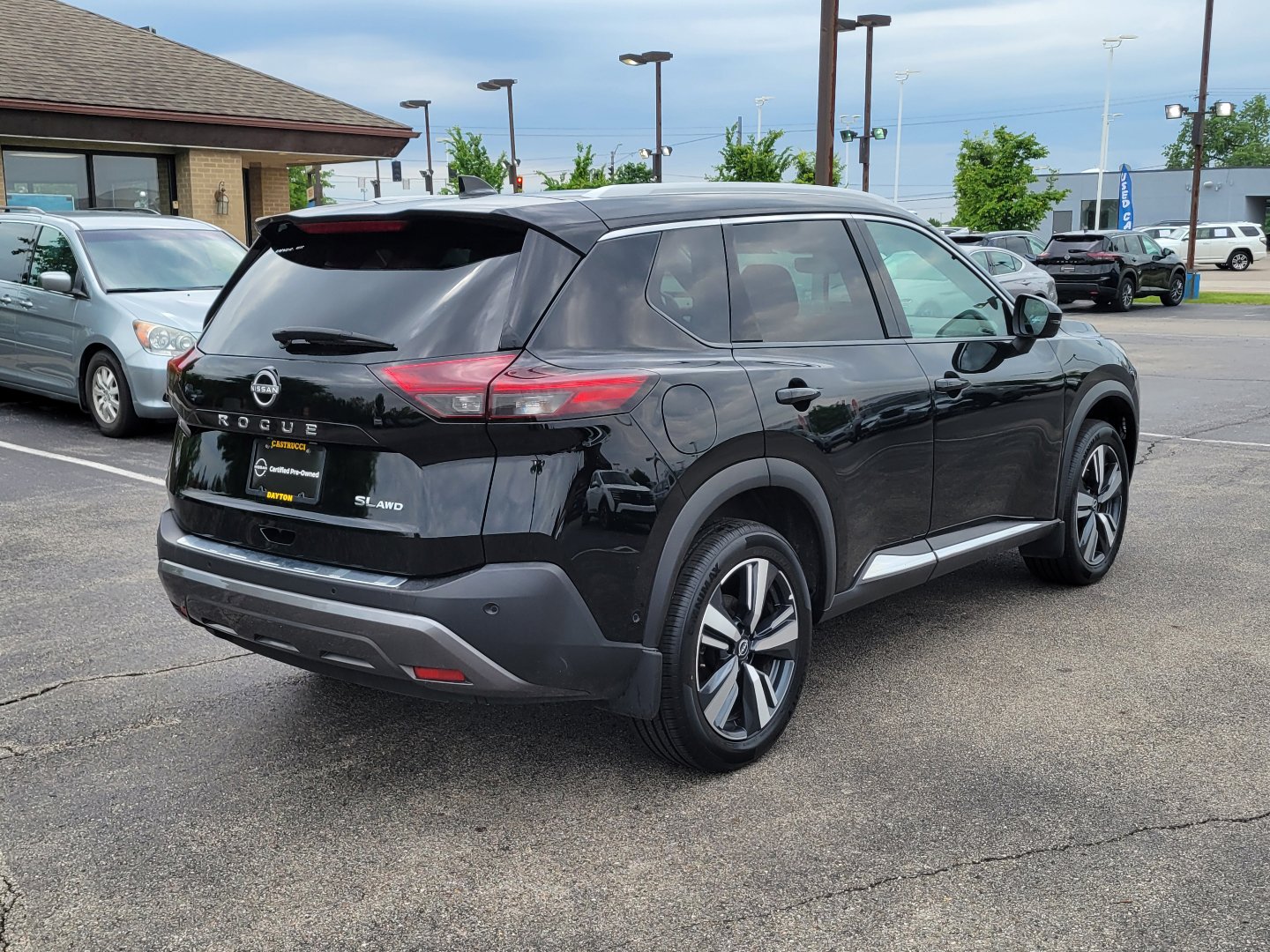 Certified 2023 Nissan Rogue SL w/ SL Premium Package AWD/4WD image 4