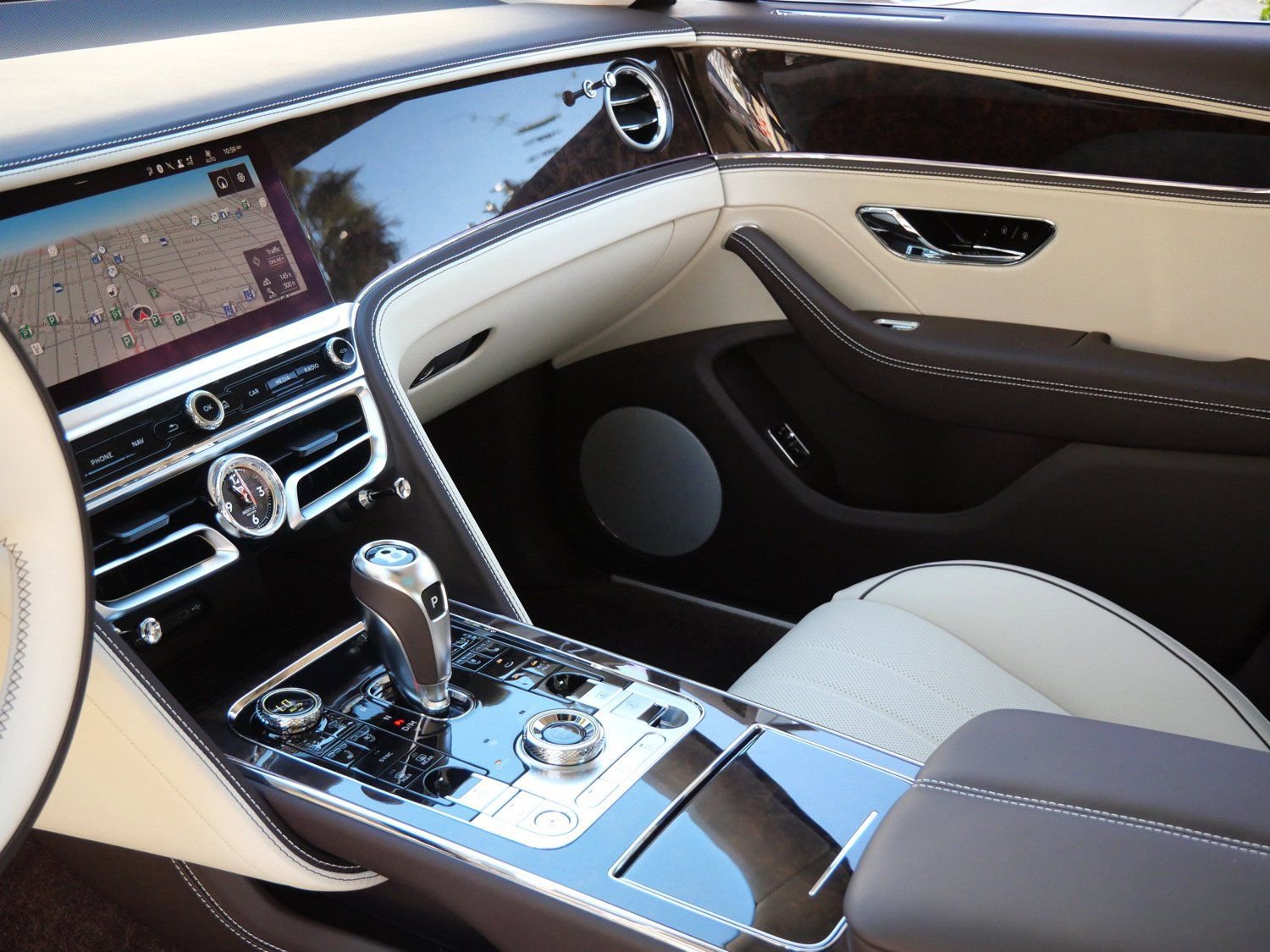 New 2026 Bentley Flying Spur Plug-In Hybrid AWD/4WD image 13