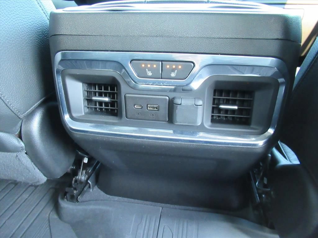 Used 2023 GMC Sierra 2500 Denali w/ Denali Ultimate Package AWD/4WD image 36