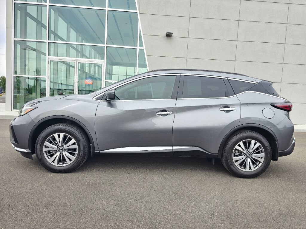 Used 2022 Nissan Murano S AWD/4WD image 3
