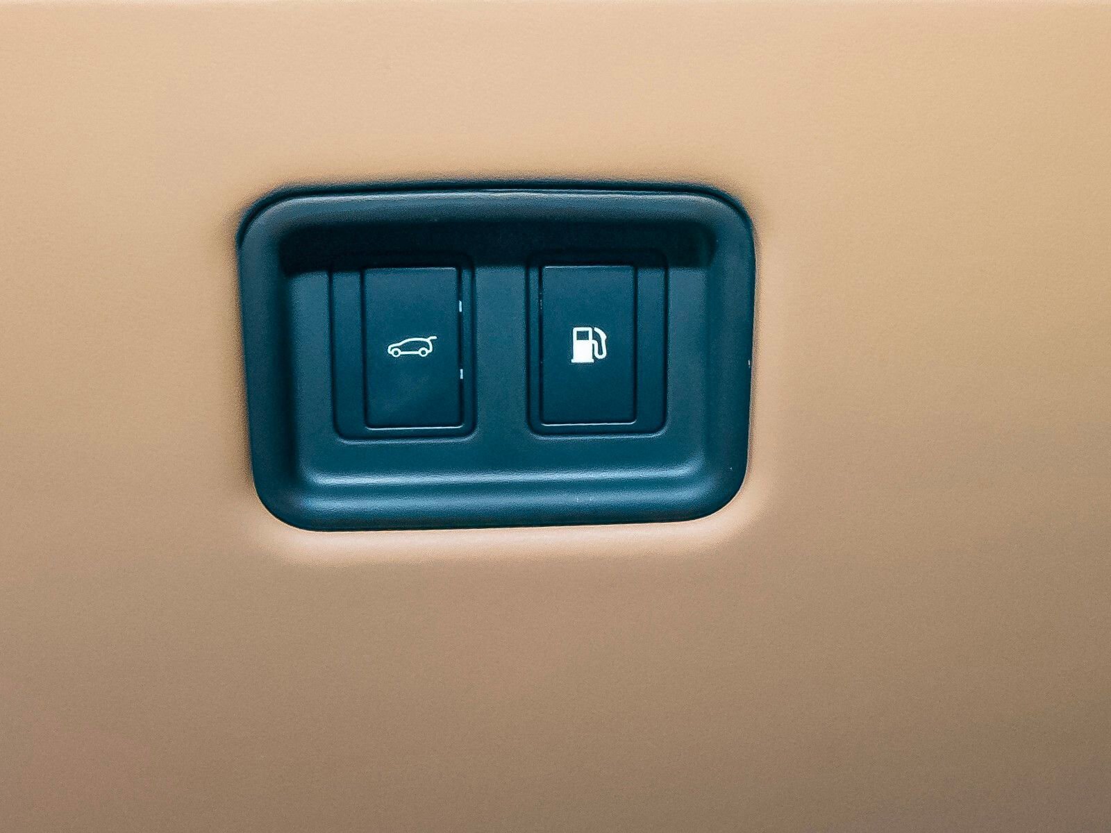 New 2025 Land Rover Range Rover SE image 11