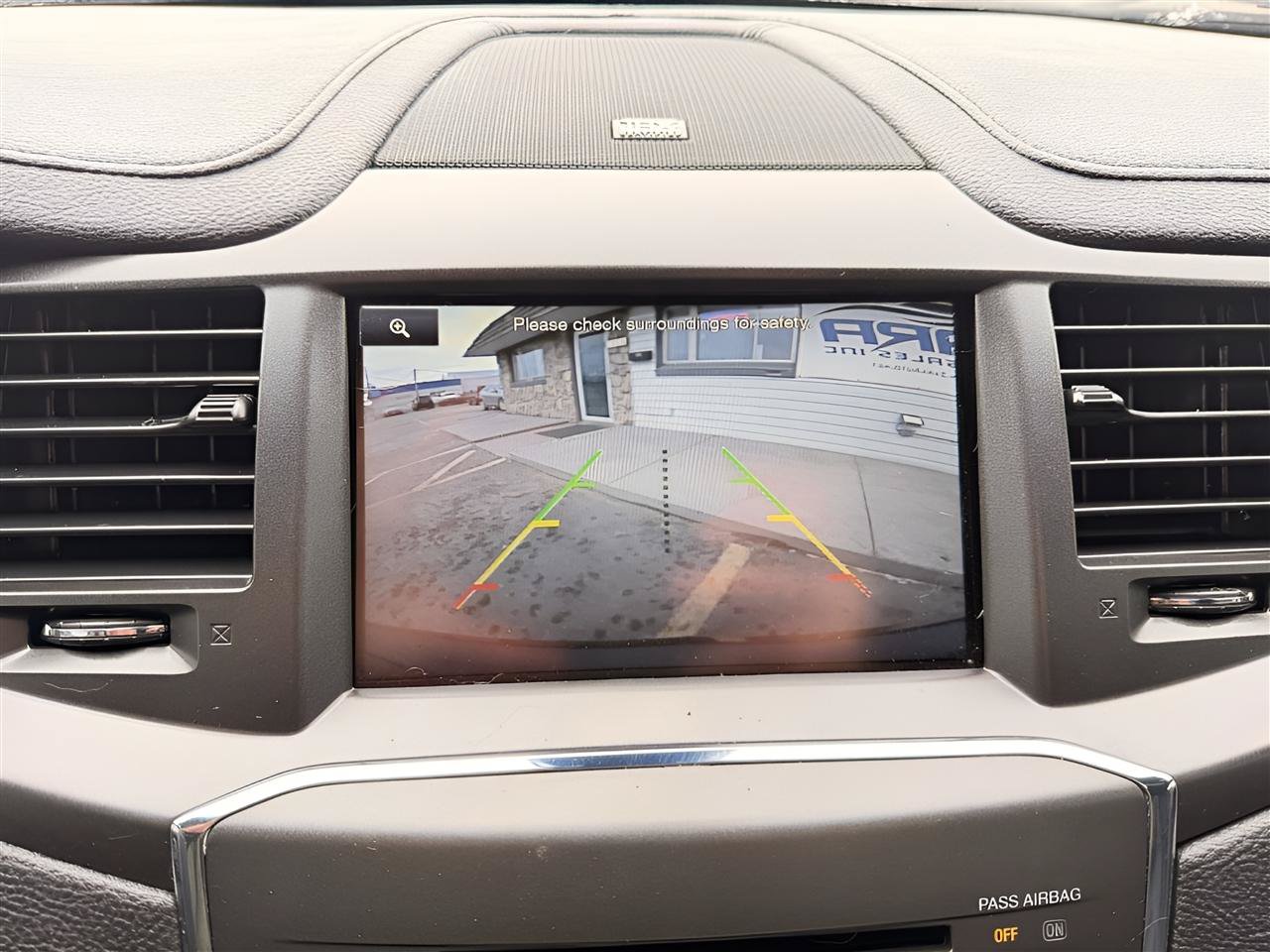 Used 2015 Lincoln MKS w/ Equipment Group 101A FWD image 26