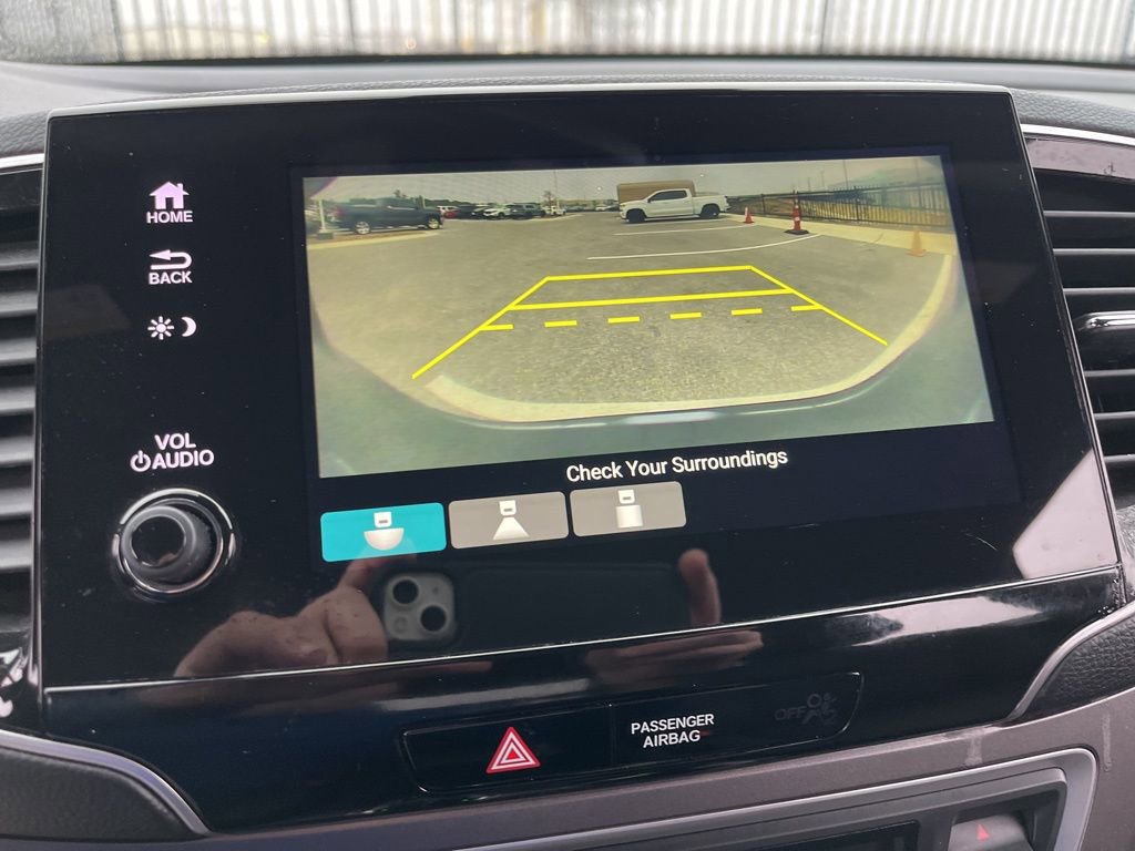 Used 2021 Honda Passport Sport image 24