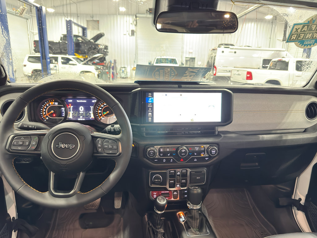 Used 2024 Jeep Wrangler Willys image 8