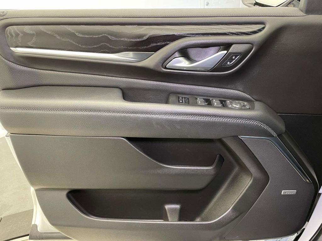 Used 2022 GMC Yukon Denali w/ Denali Premium Package image 34