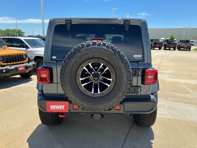 New 2026 Jeep Wrangler Rubicon w/ Xtreme 35 Tire Package AWD/4WD image 7