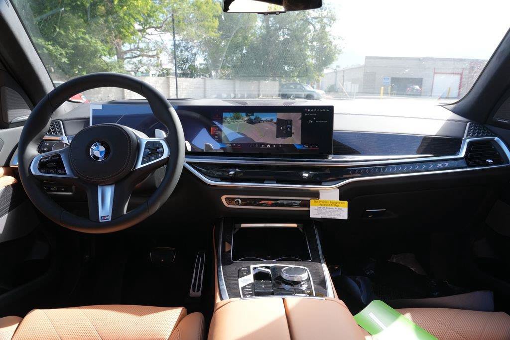 Used 2027 BMW X7 xDrive40i w/ M Sport Package AWD/4WD image 20
