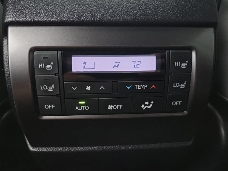Used 2023 Lexus GX 460 w/ Black Line Special Edition AWD/4WD image 23