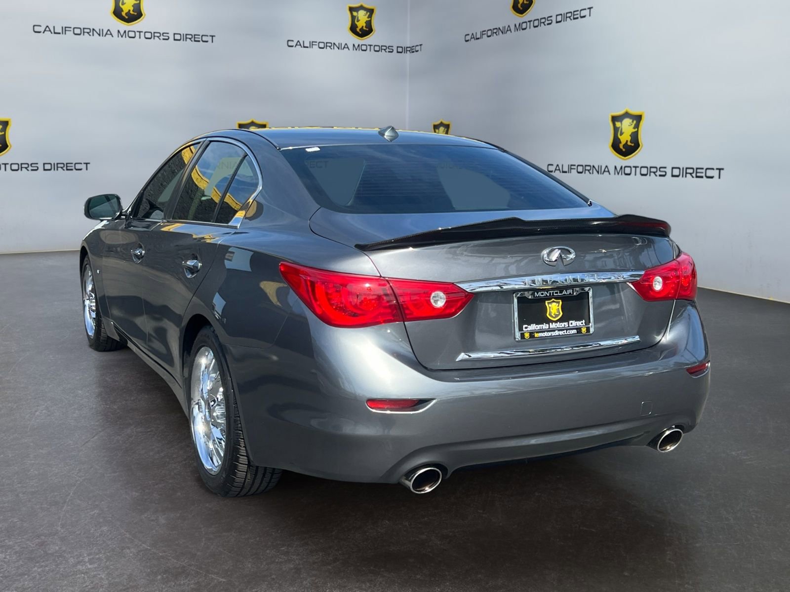 Used 2015 INFINITI Q50 RWD image 3