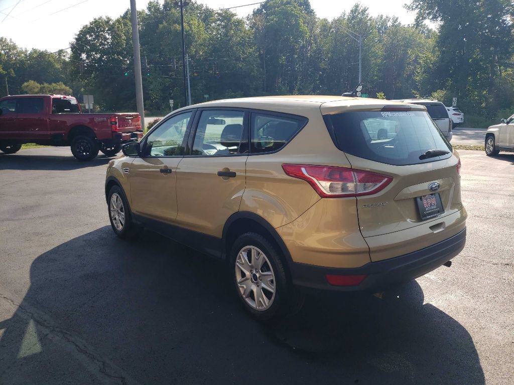 Used 2014 Ford Escape S FWD image 8