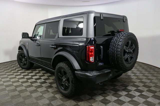 Used 2024 Ford Bronco Black Diamond image 8