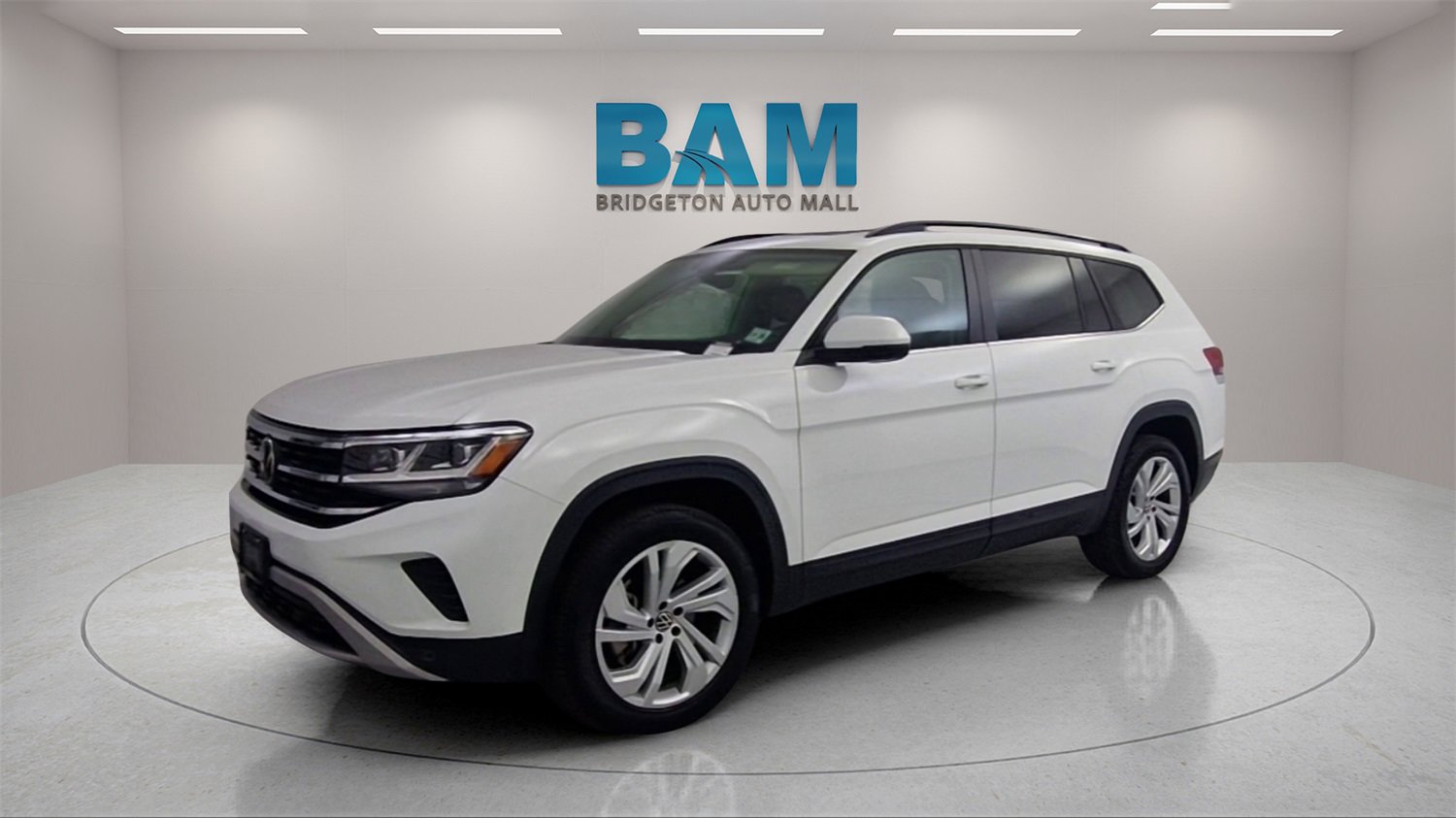 Used 2021 Volkswagen Atlas SE w/ Panoramic Sunroof Package image 3