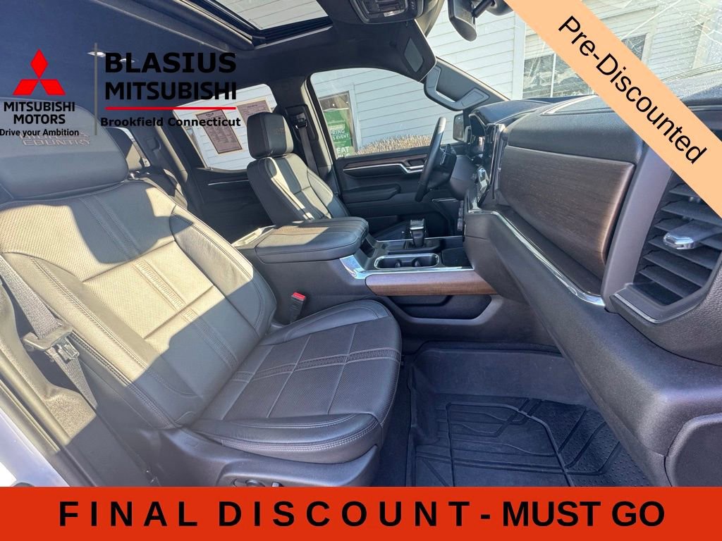 Used 2023 Chevrolet Silverado 1500 High Country w/ High Country Premium Package AWD/4WD image 40