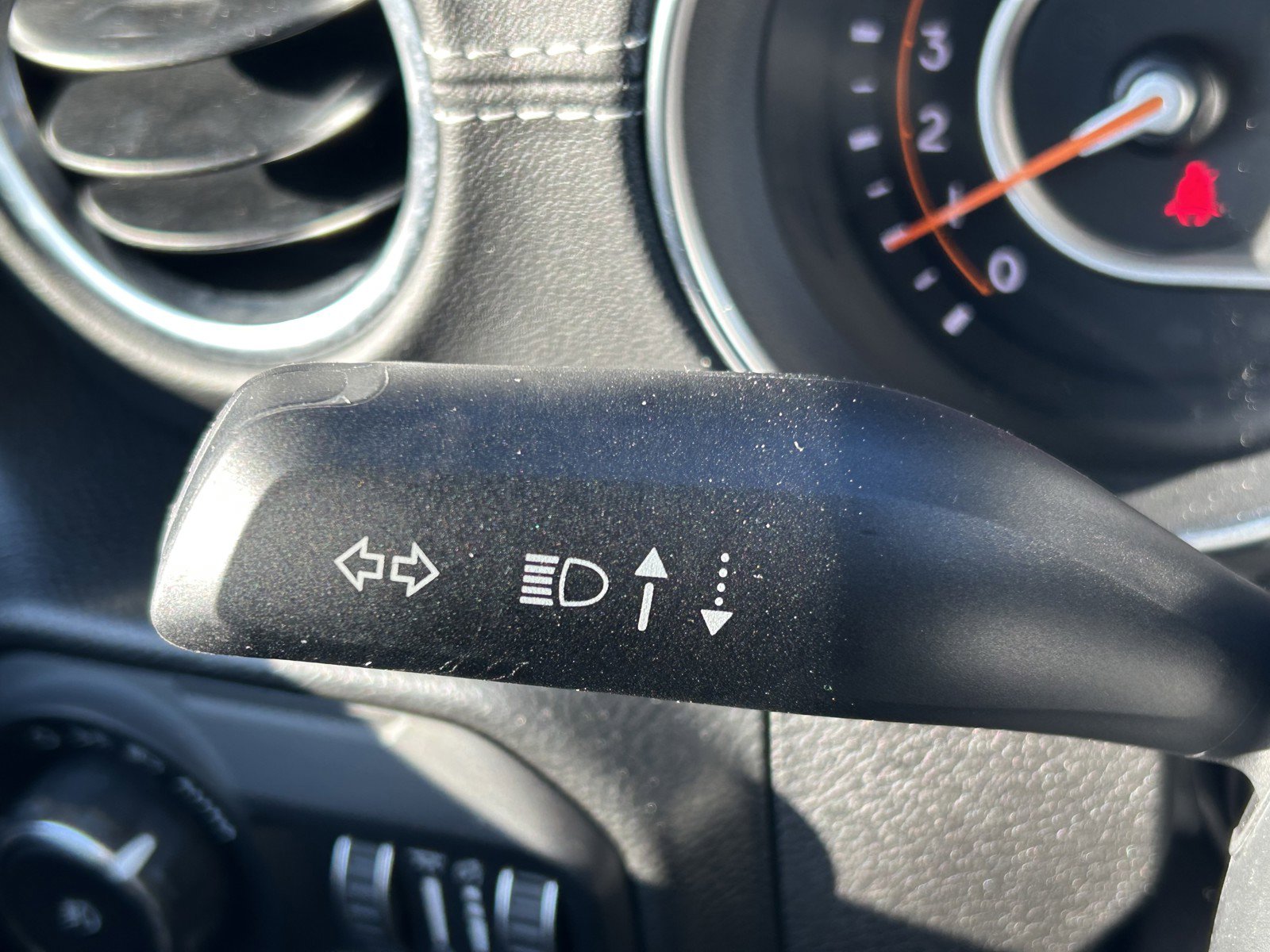 Used 2022 Jeep Wrangler Unlimited Sahara w/ Cold Weather Group image 23