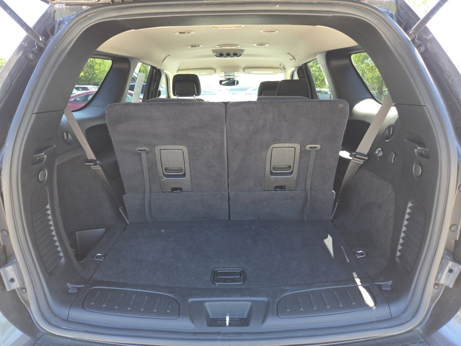 Used 2020 Dodge Durango SXT w/ Trailer Tow Group IV AWD/4WD image 21
