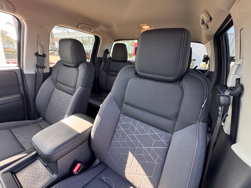 New 2026 Nissan Frontier SV RWD image 13