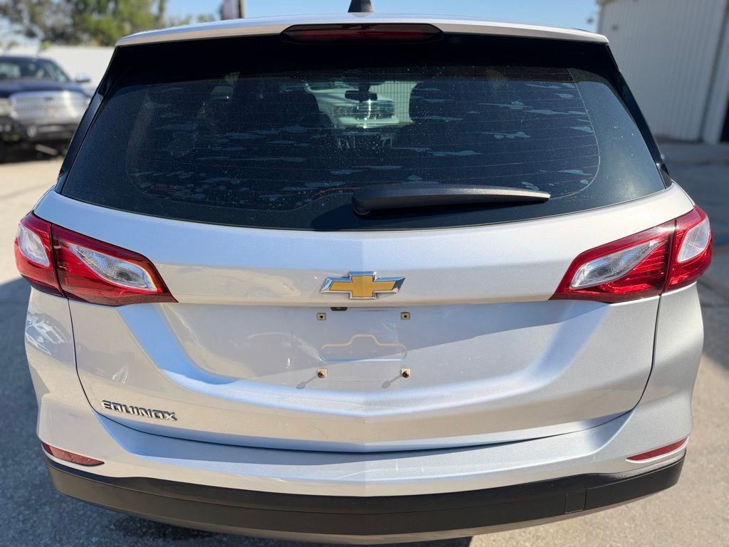 Used 2019 Chevrolet Equinox LS FWD image 4