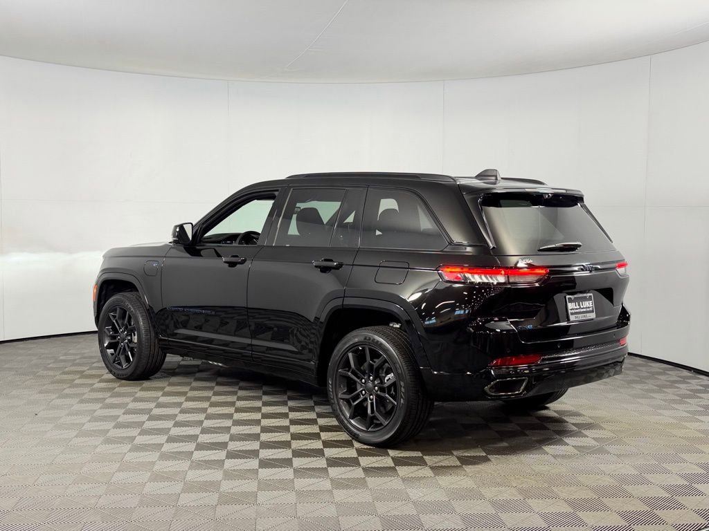 Used 2025 Jeep Grand Cherokee Limited 4xe image 9