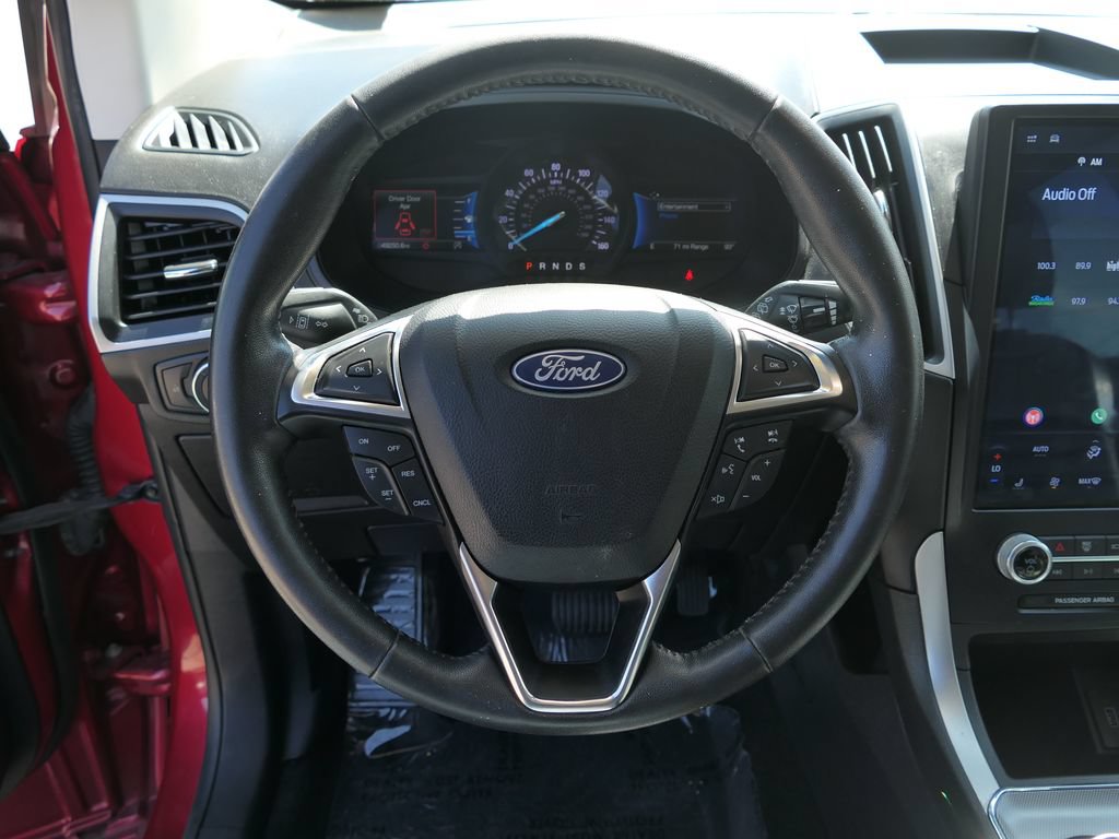 Used 2022 Ford Edge SEL AWD/4WD image 16