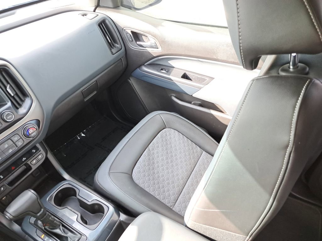 Used 2016 Chevrolet Colorado Z71 image 12