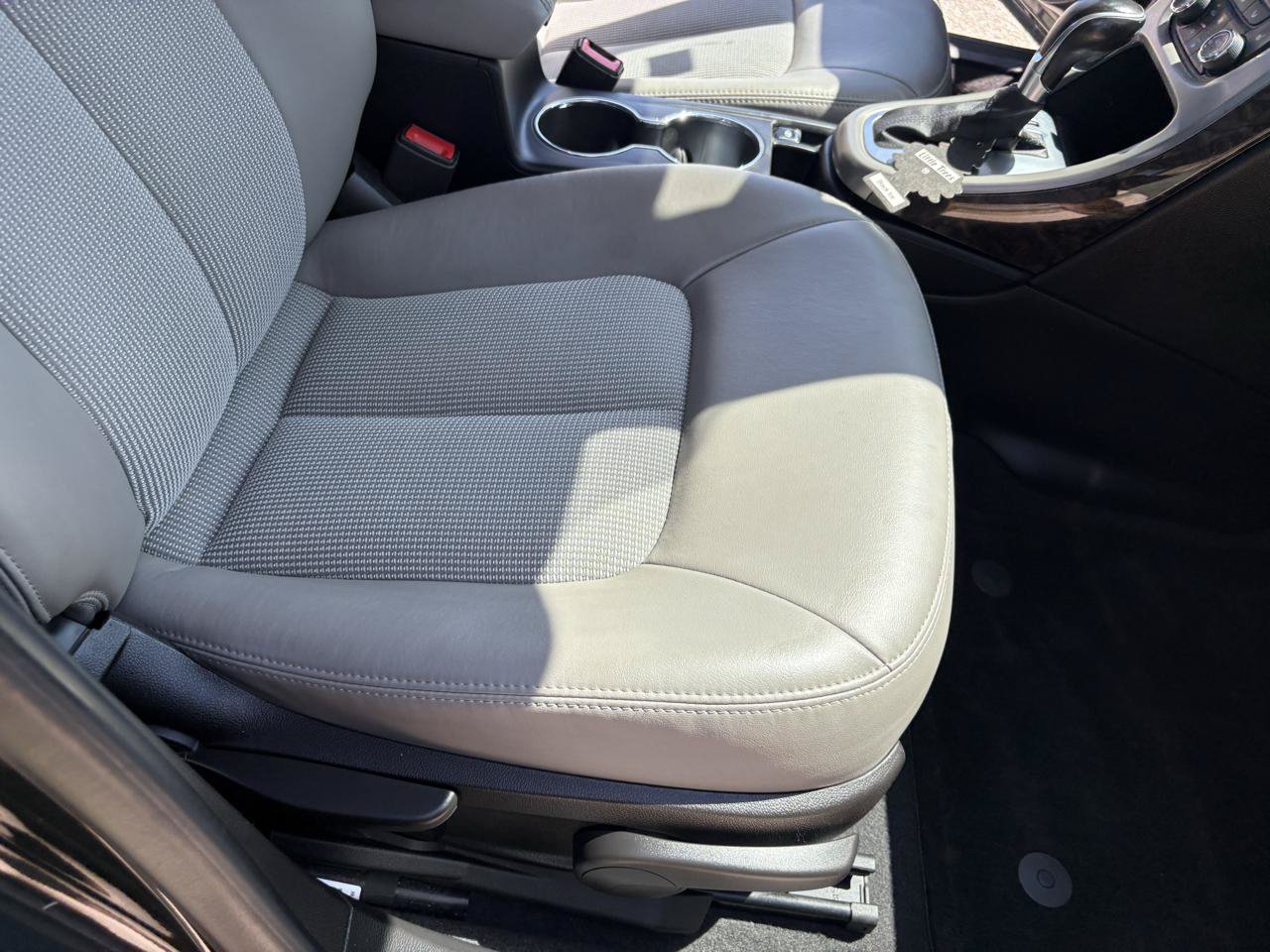 Used 2014 Buick Verano Convenience FWD image 19