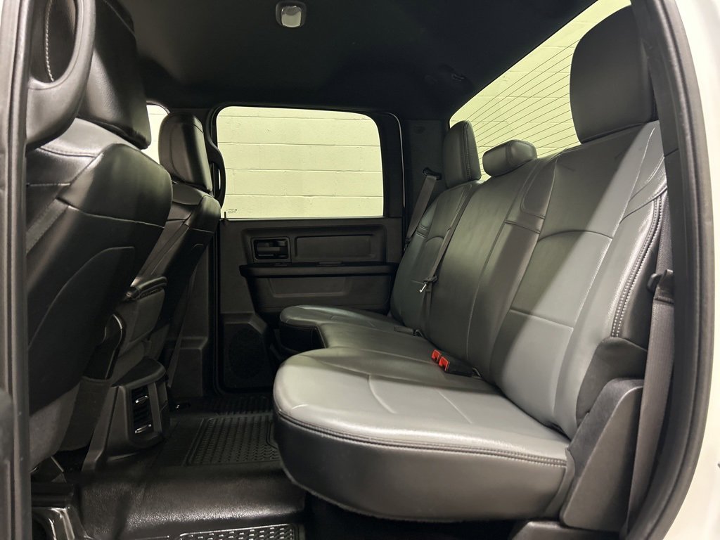 Used 2022 RAM 3500 Tradesman w/ Chrome Appearance Group image 8