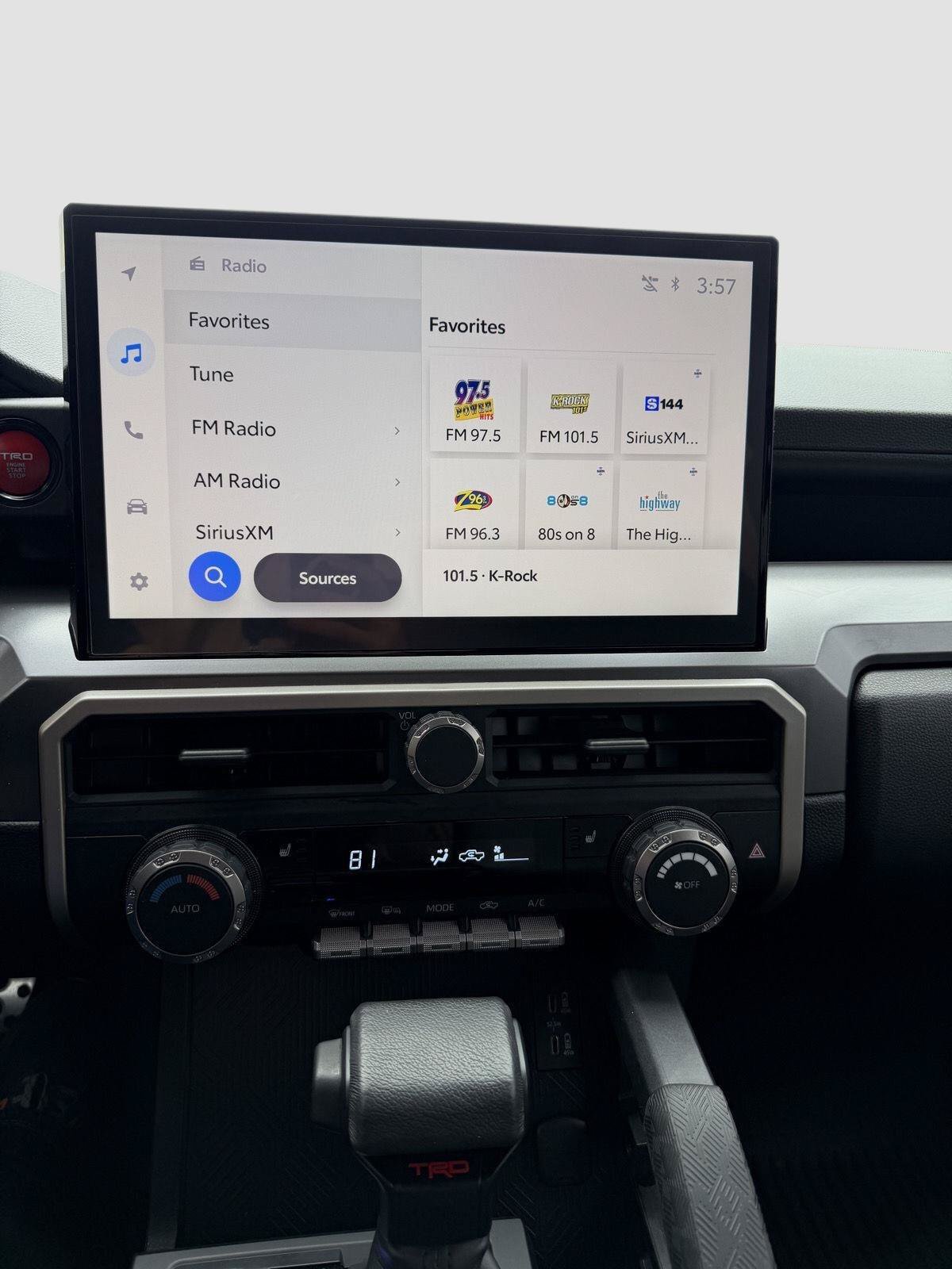 Used 2025 Toyota Tacoma TRD Sport AWD/4WD image 12