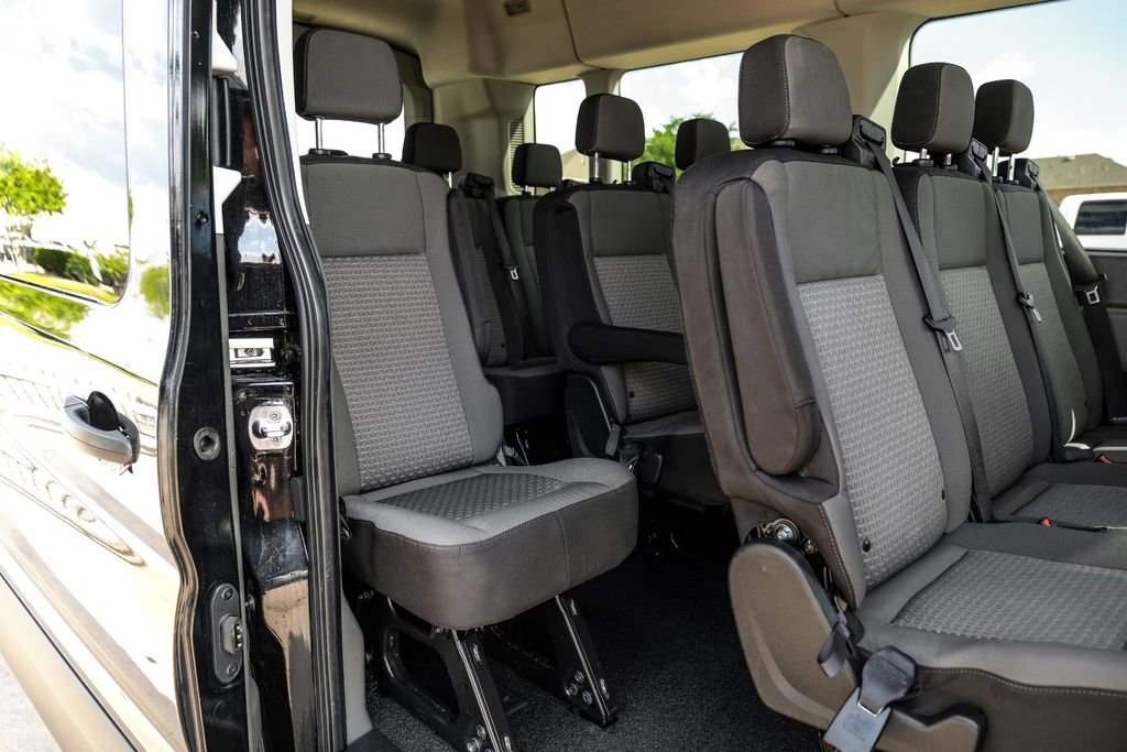 Used 2023 Ford Transit 350 XLT image 36