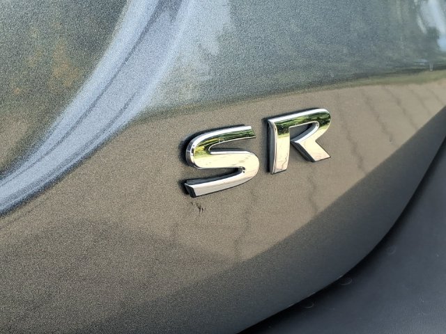 Used 2020 Nissan Kicks SR FWD image 20