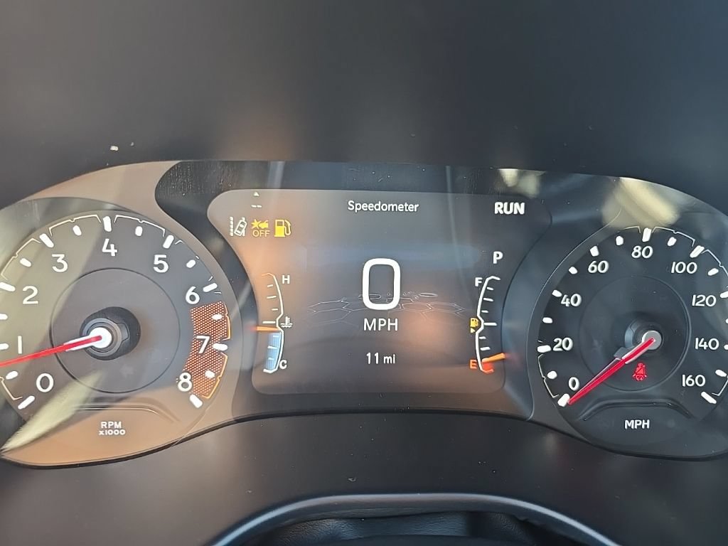 New 2026 Jeep Compass Latitude AWD/4WD image 17