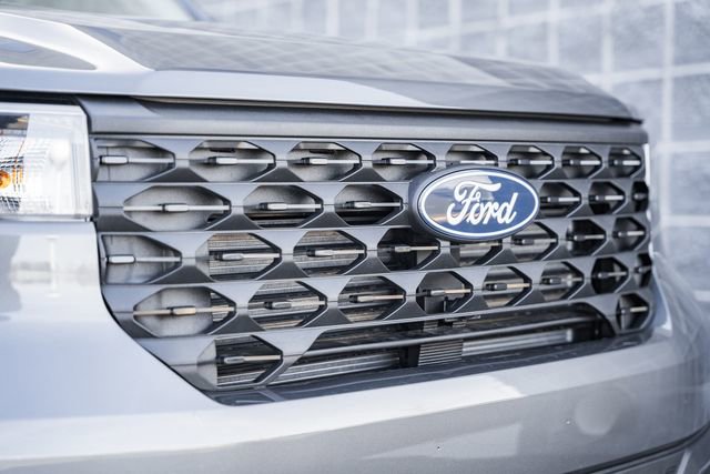 New 2026 Ford Maverick XLT image 18