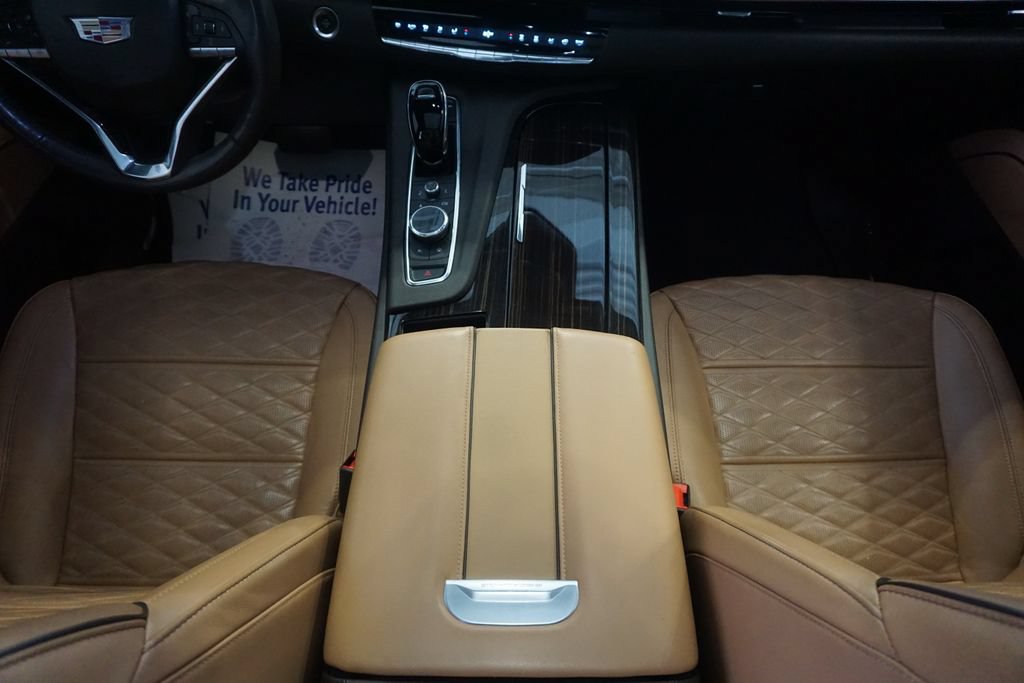 Used 2022 Cadillac Escalade Sport AWD/4WD image 32