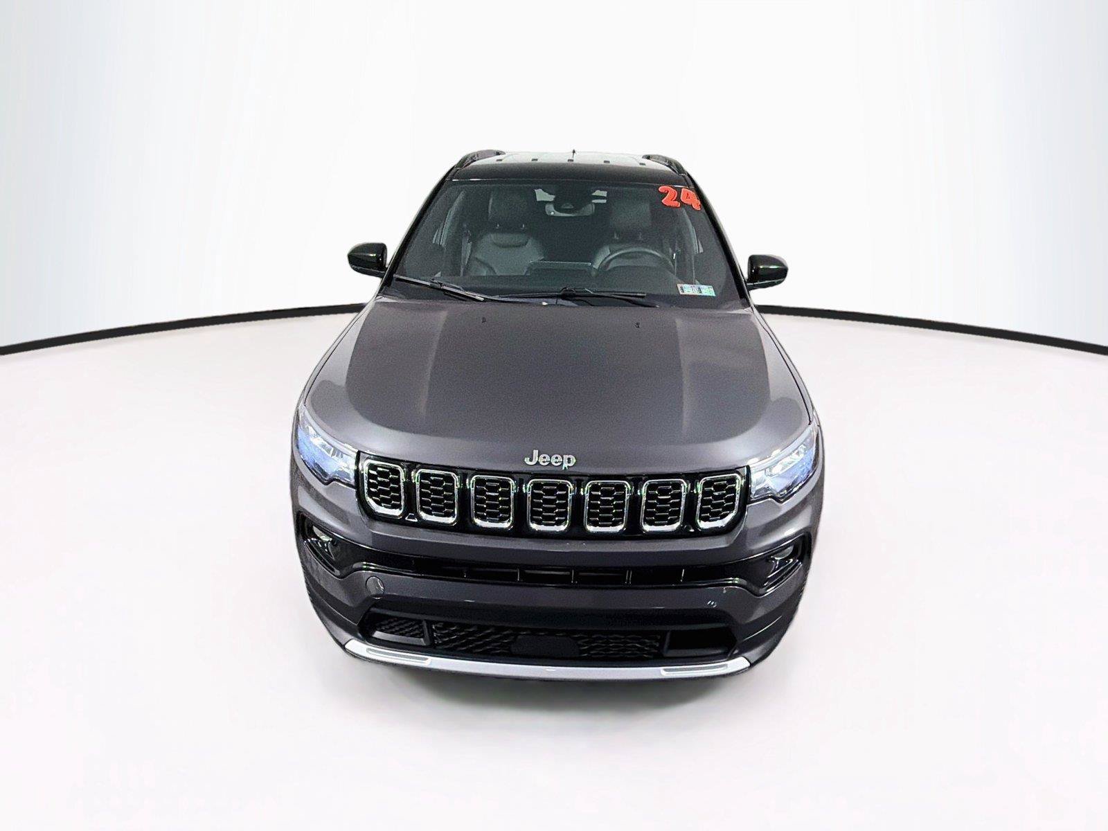 Used 2024 Jeep Compass Limited AWD/4WD image 13