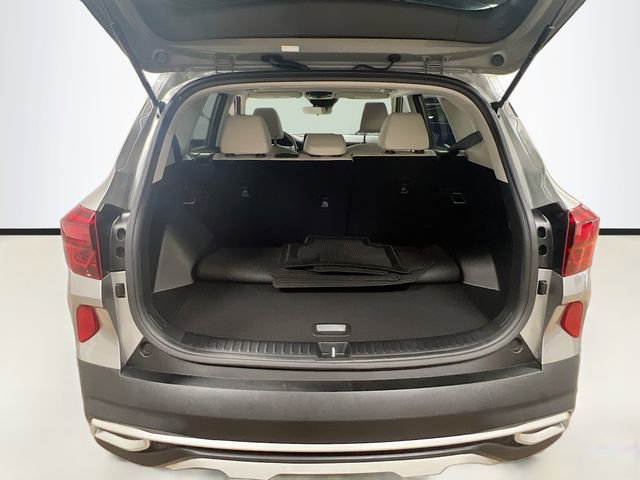 Certified 2023 Kia Seltos EX image 27