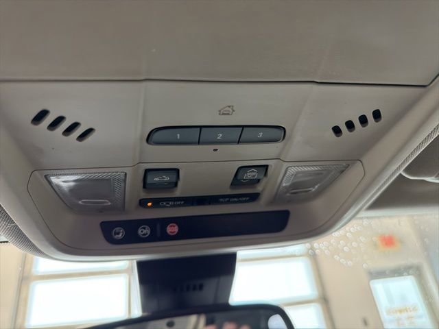 Used 2023 GMC Terrain Denali w/ Denali Premium Package image 14