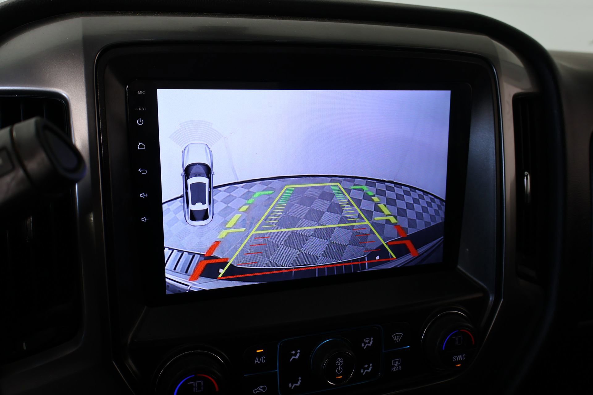 Used 2018 Chevrolet Silverado 1500 LT w/ All Star Edition image 6