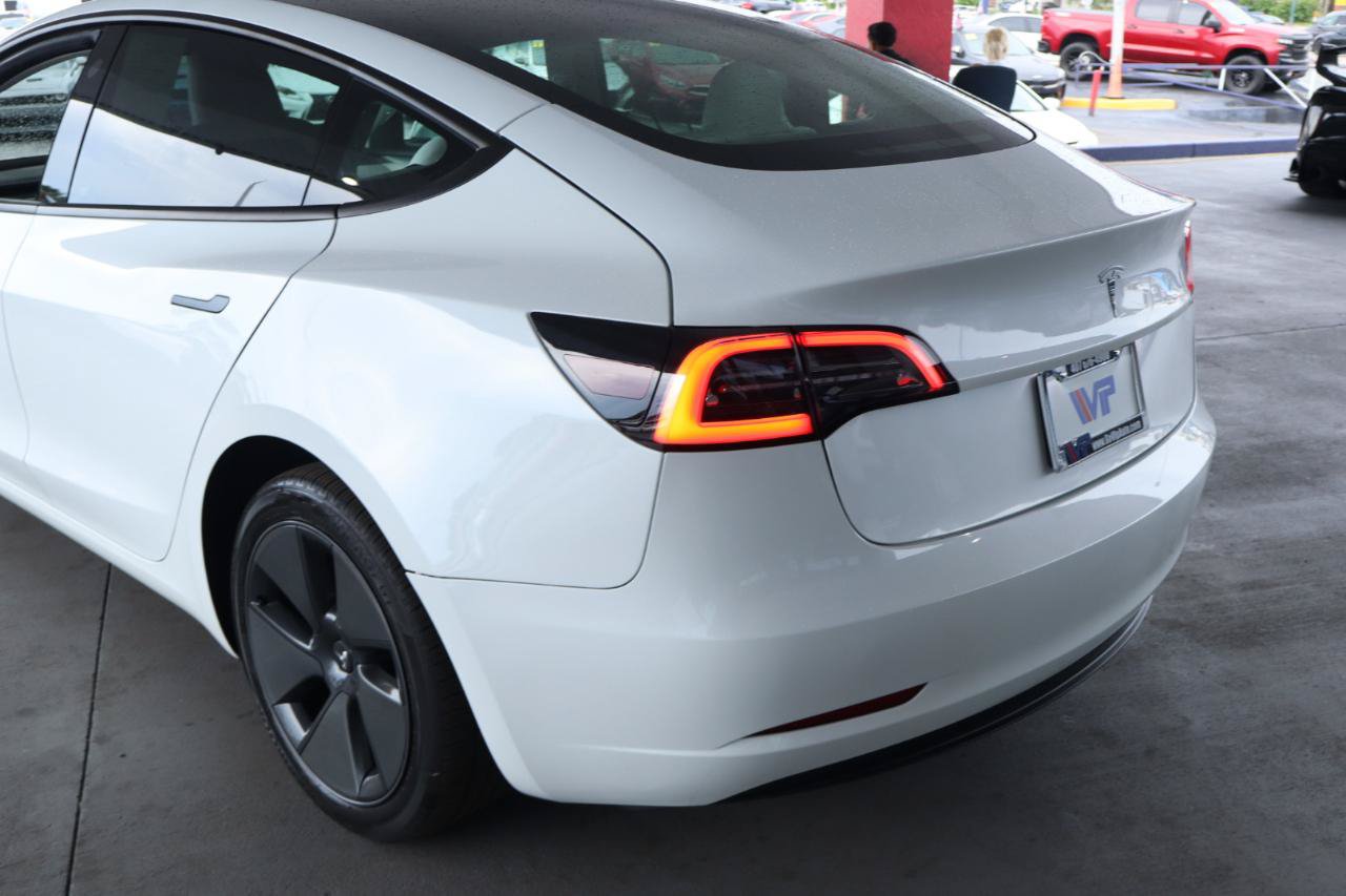 Used 2023 Tesla Model 3 Standard Range RWD image 9