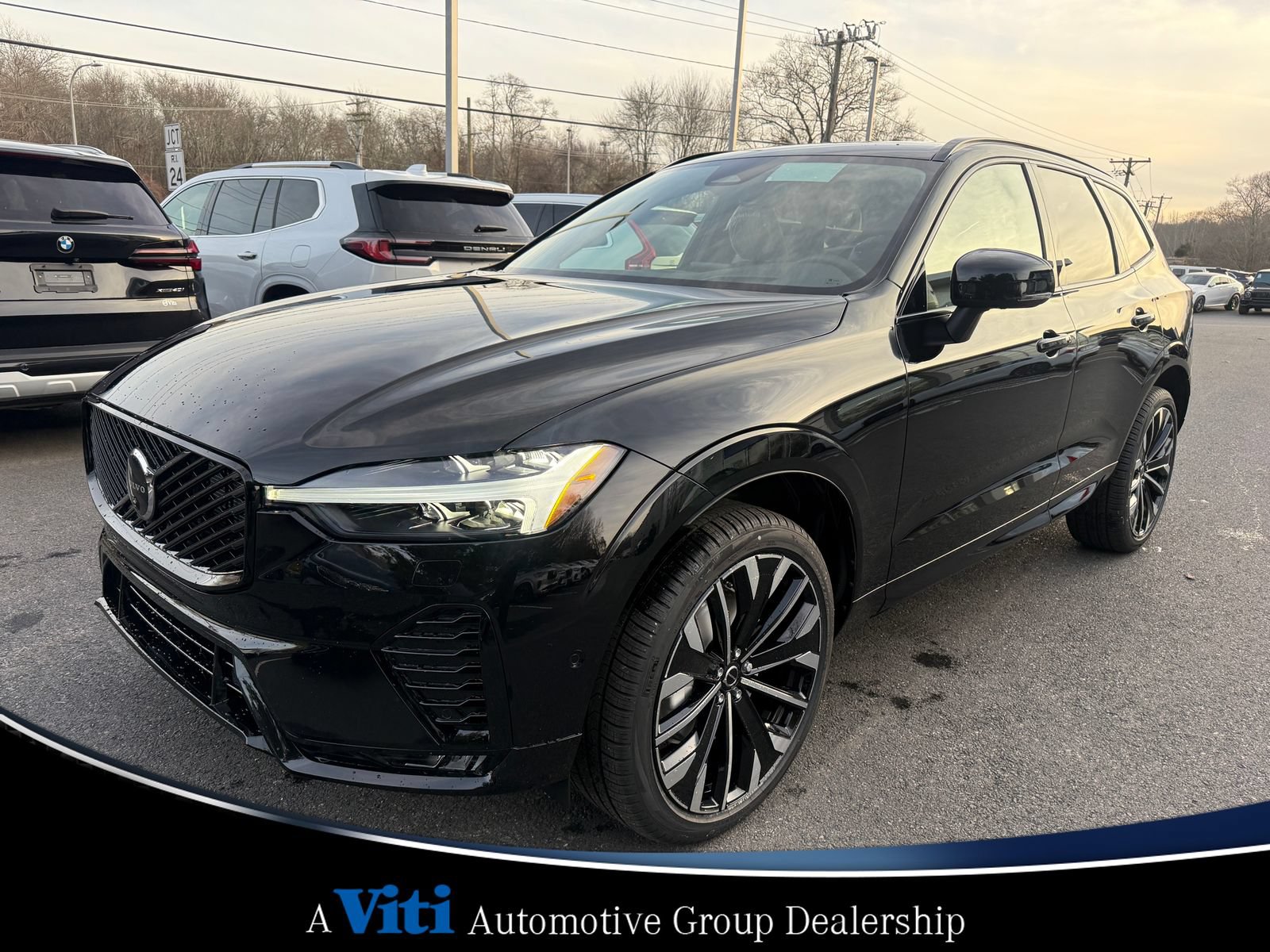 Used 2026 Volvo XC60 B5 Ultra w/ Protection Package Premier AWD/4WD image 4