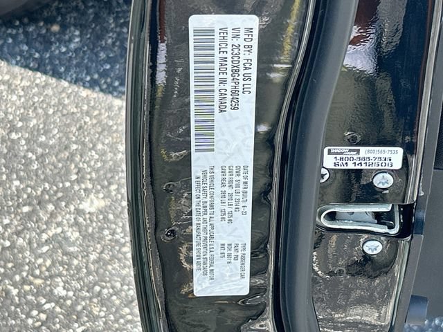 Used 2023 Dodge Charger SXT w/ Blacktop Package RWD image 29