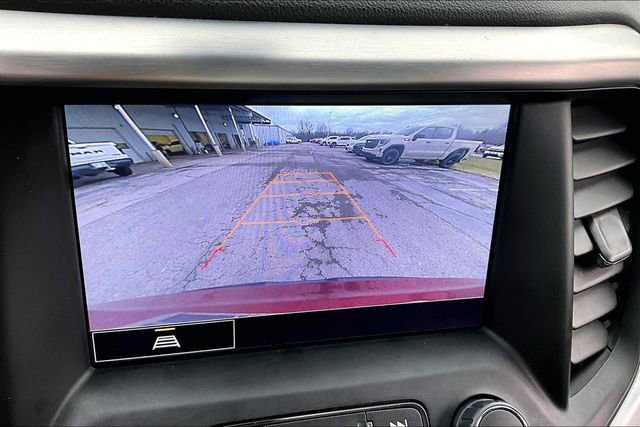 Used 2023 GMC Acadia SLE w/ Driver Convenience Package image 14