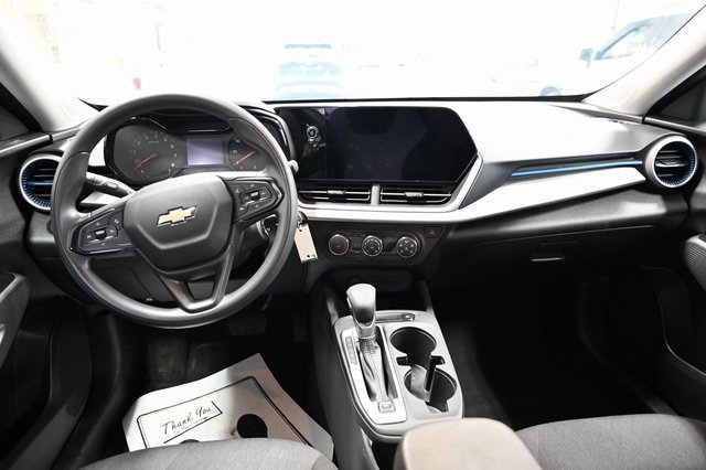 Used 2024 Chevrolet Trax LS image 13