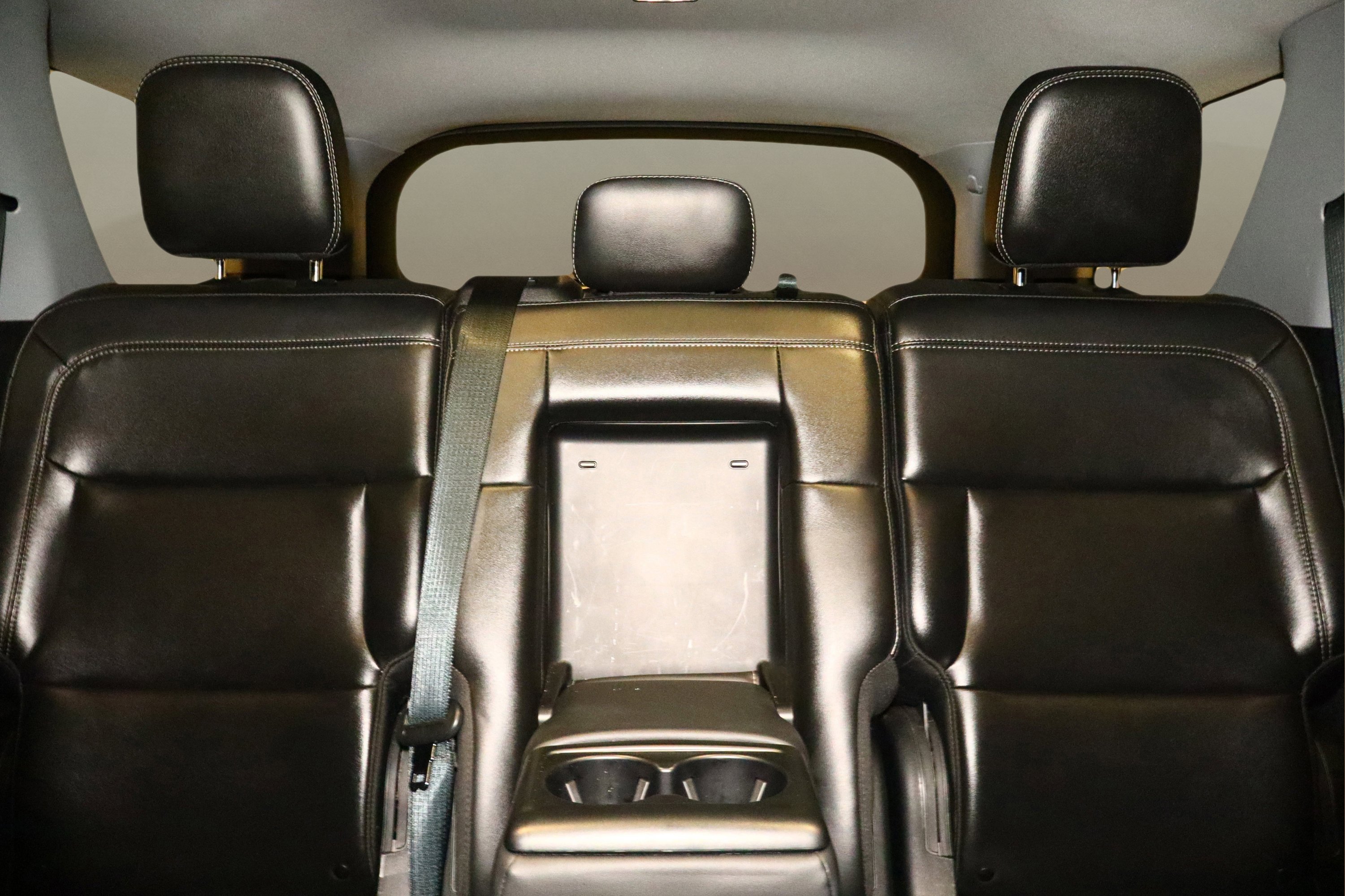 Used 2024 Ford Explorer XLT w/ Equipment Group 202A image 22