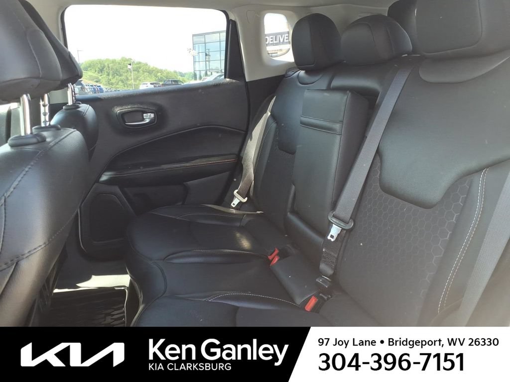Used 2020 Jeep Compass Latitude AWD/4WD image 13